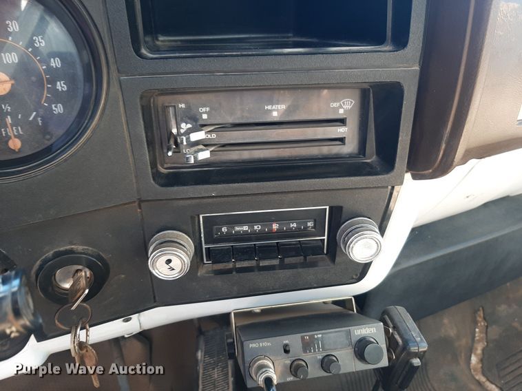 image for item EB9801 1982 Chevrolet 70  grain truck