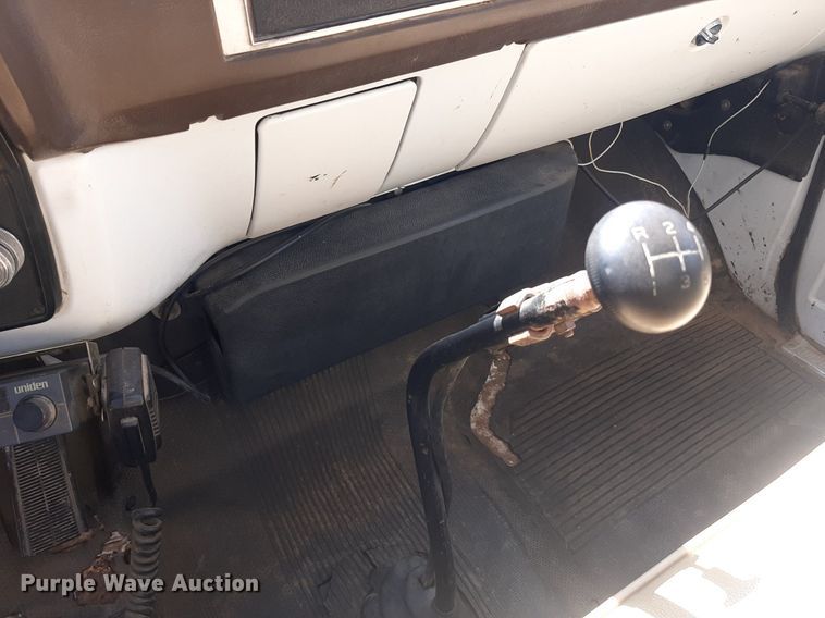 image for item EB9801 1982 Chevrolet 70  grain truck