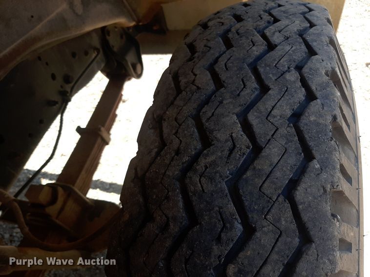 image for item EB9801 1982 Chevrolet 70  grain truck