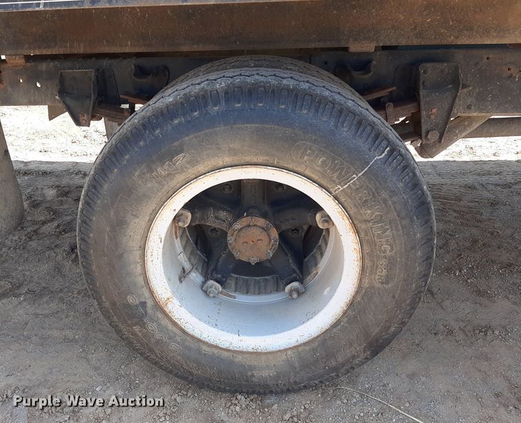 image for item EB9801 1982 Chevrolet 70  grain truck