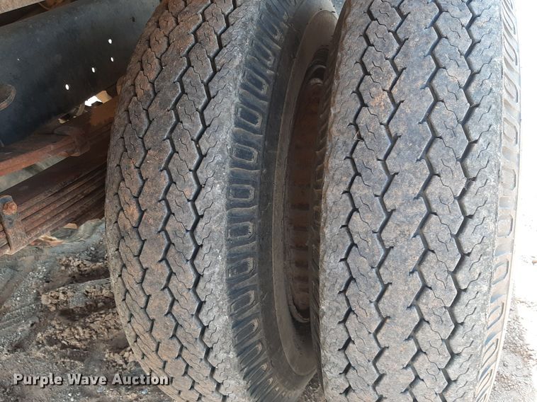 image for item EB9801 1982 Chevrolet 70  grain truck