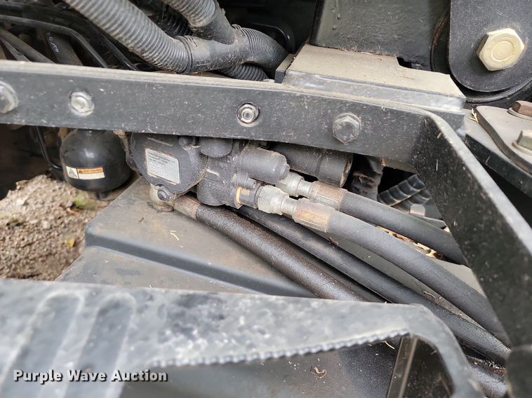 image for item JE9515 2009 Case Maxxum 140  tractor