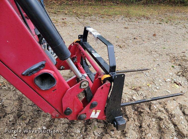 image for item JE9515 2009 Case Maxxum 140  tractor