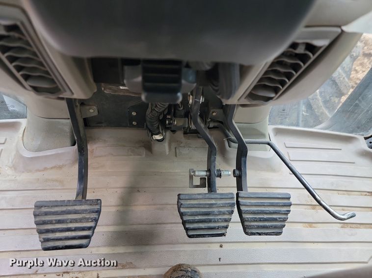 image for item JE9515 2009 Case Maxxum 140  tractor