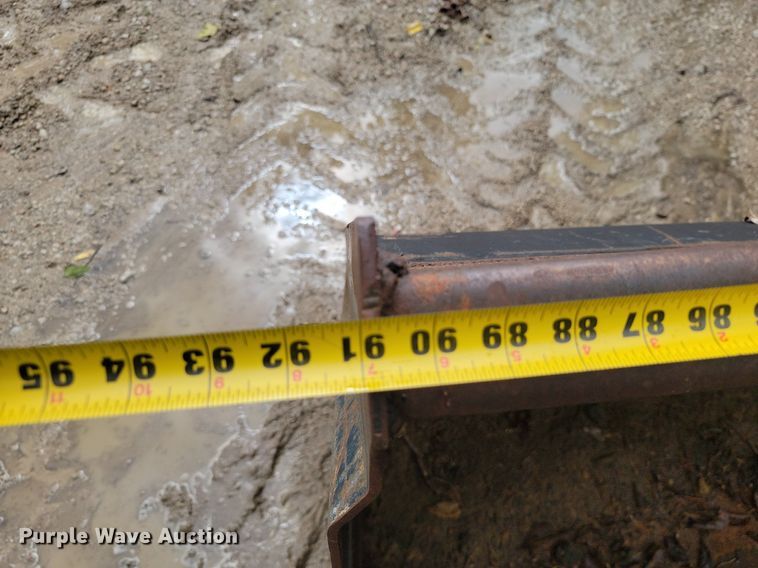 image for item JE9515 2009 Case Maxxum 140  tractor