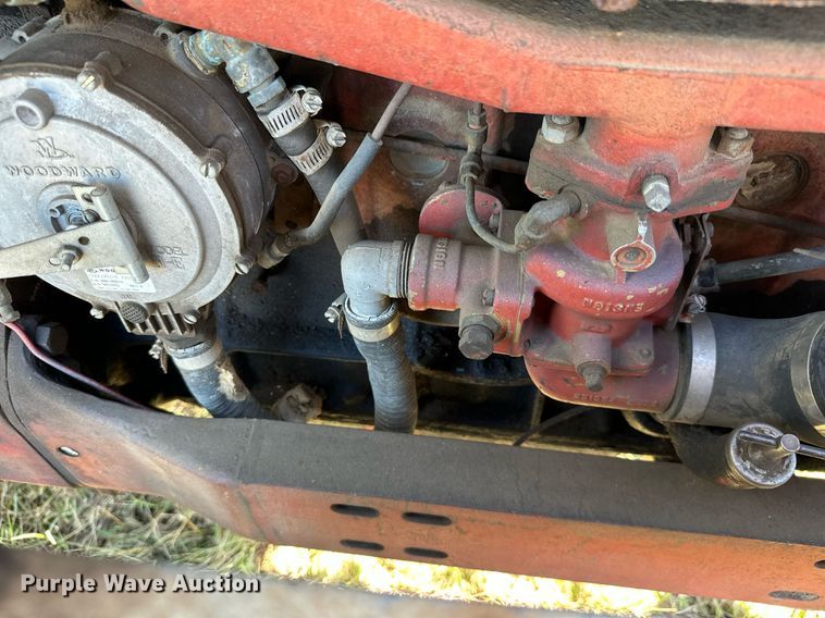 image for item KT9302 International 656  tractor