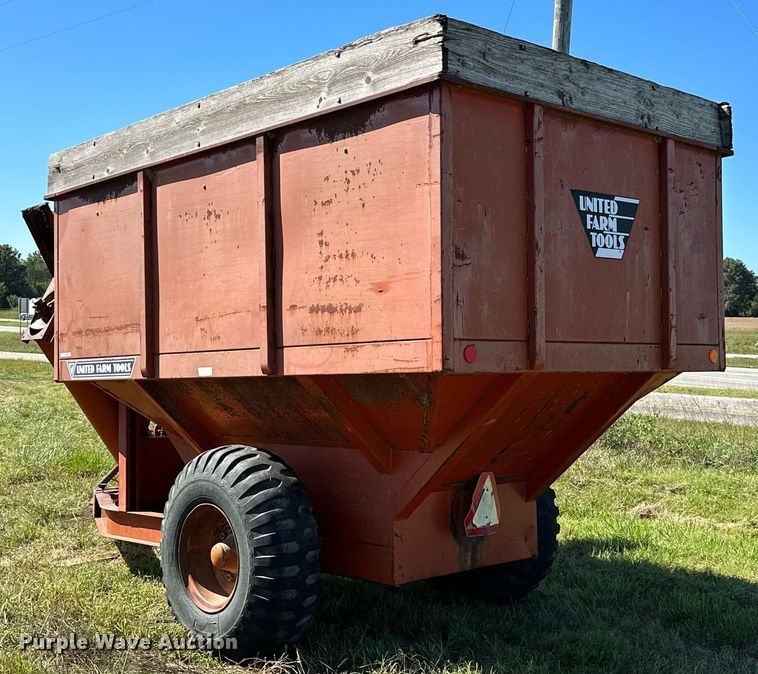 image for item KT9303 United Farm Tools 444  grain cart