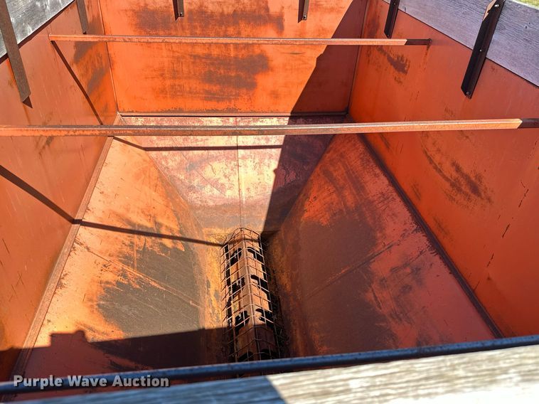 image for item KT9303 United Farm Tools 444  grain cart