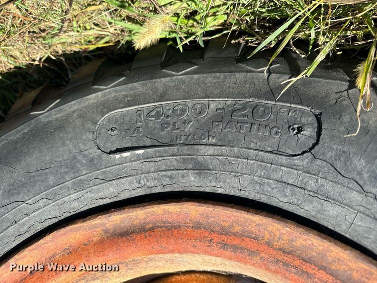 image for item KT9303 United Farm Tools 444  grain cart