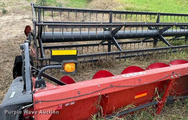 image for item KT9316 2001 Case IH 2388  combine