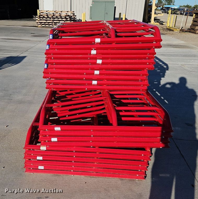 image for item LM9191 (5) square bale feeders