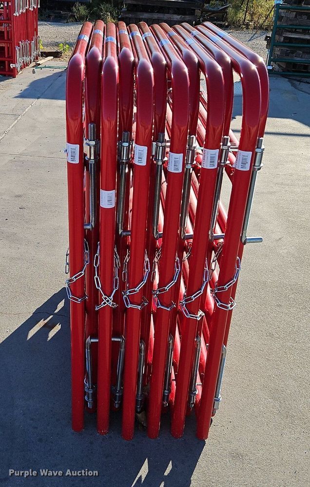 image for item LM9192 (12) B&W 4' gates