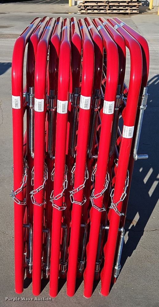 image for item LM9192 (12) B&W 4' gates