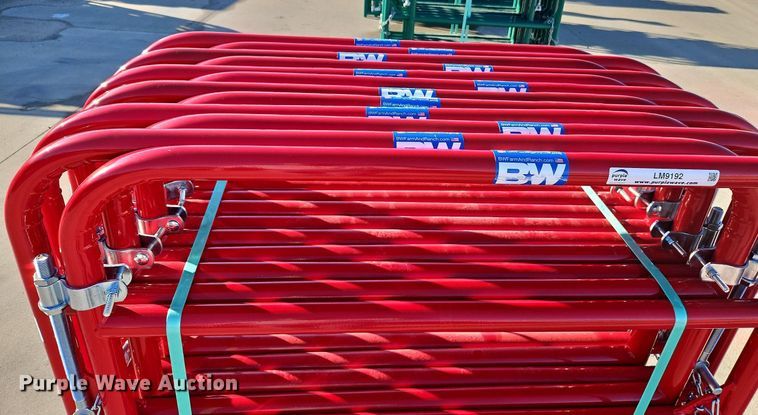 image for item LM9192 (12) B&W 4' gates