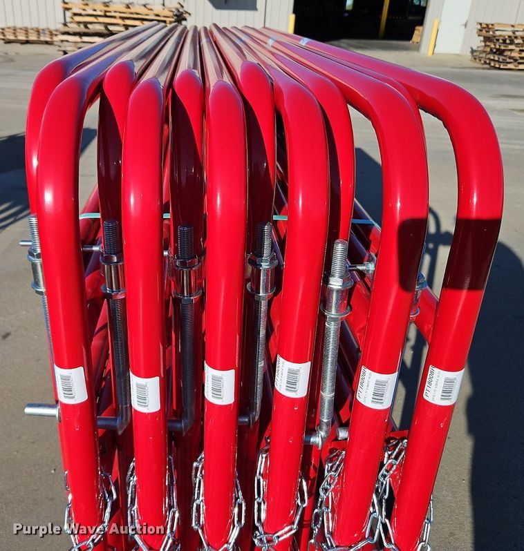 image for item LM9195 (12) B&W 8' livestock gates