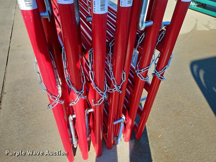 image for item LM9197 (12) B&W 10' livestock gates