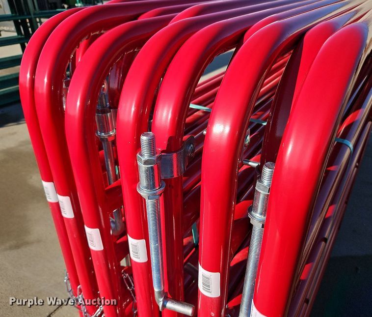 image for item LM9197 (12) B&W 10' livestock gates