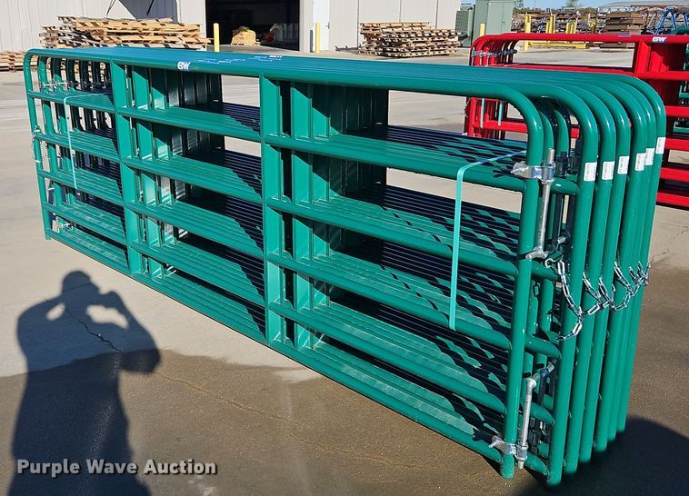 image for item LM9198 (12) B&W 12' livestock gates