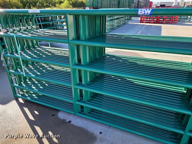 image for item LM9198 (12) B&W 12' livestock gates