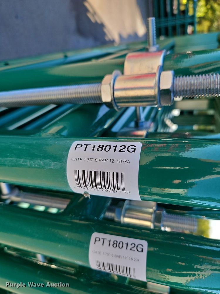 image for item LM9198 (12) B&W 12' livestock gates