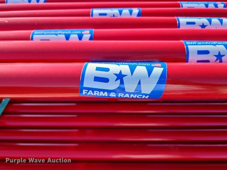 image for item LM9200 (15) B&W livestock gates