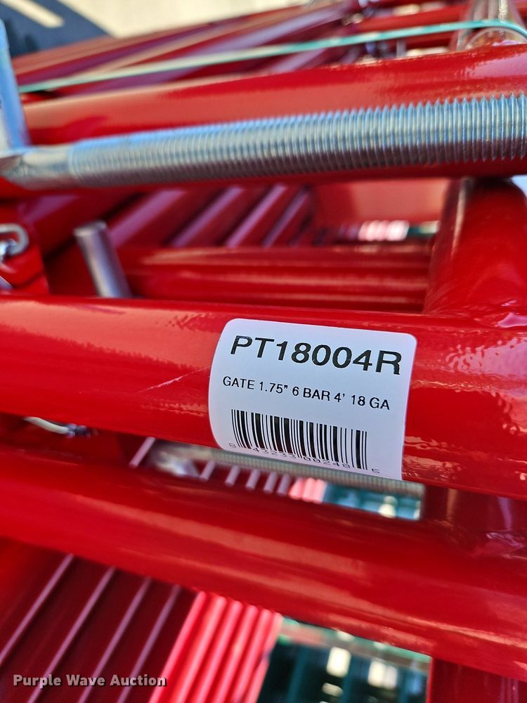 image for item LM9200 (15) B&W livestock gates