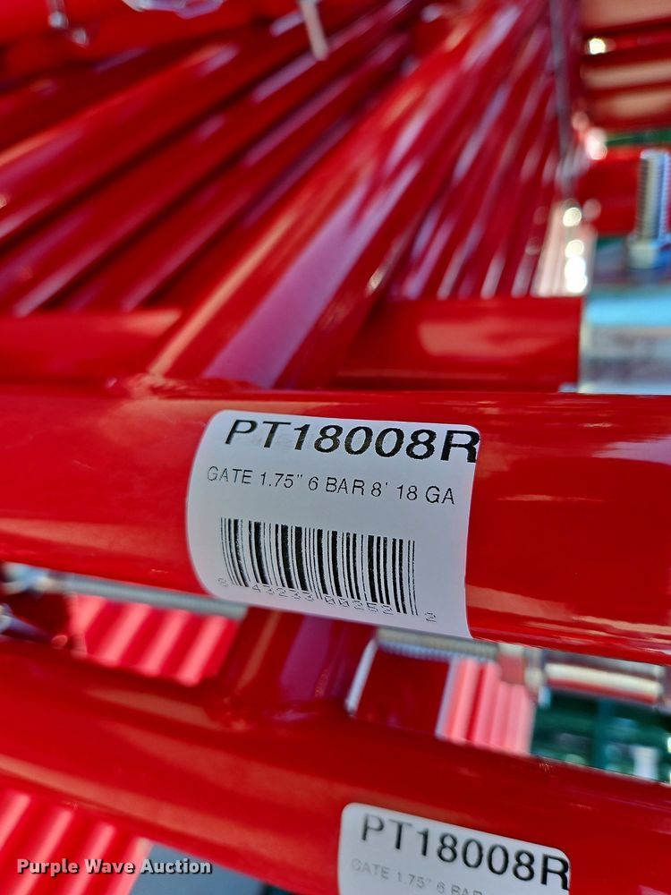 image for item LM9200 (15) B&W livestock gates