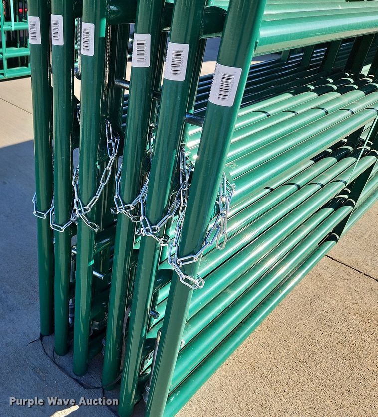 image for item LM9202 (12) B&W 16' livestock gates