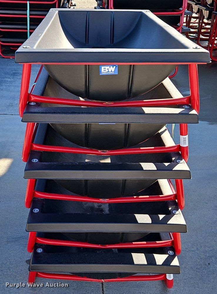 image for item LM9205 (5) B&W bunk feeders