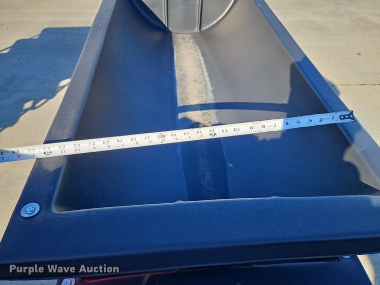 image for item LM9205 (5) B&W bunk feeders