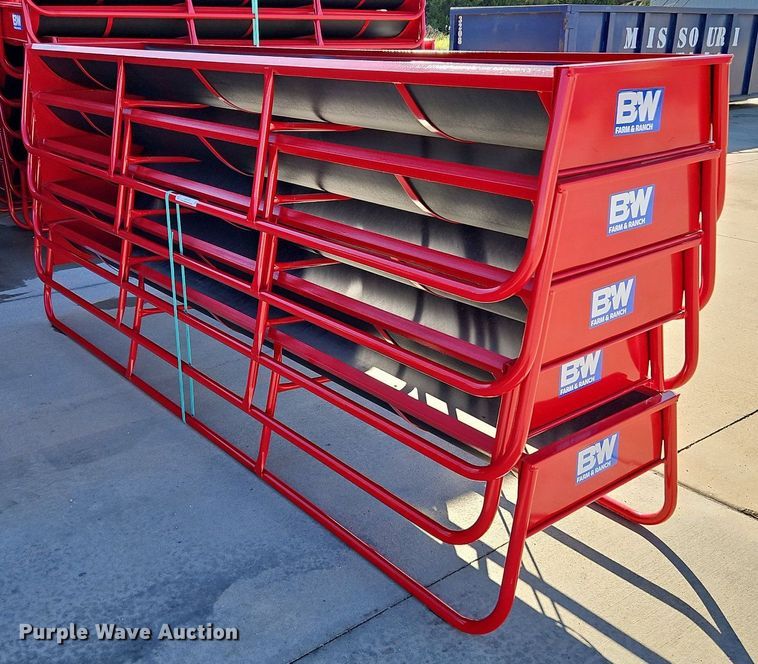 image for item LM9208 (5) B&W 11' bunk feeders