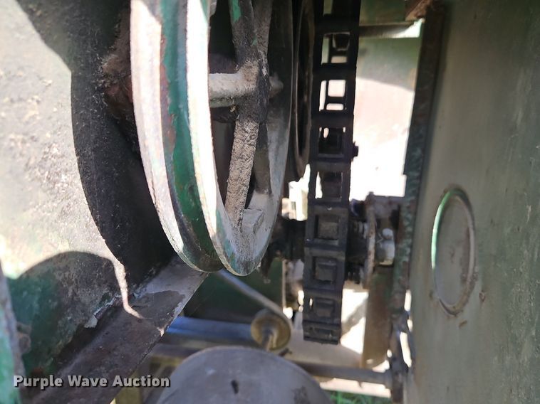 image for item LM9212 Oliver 5  corn picker