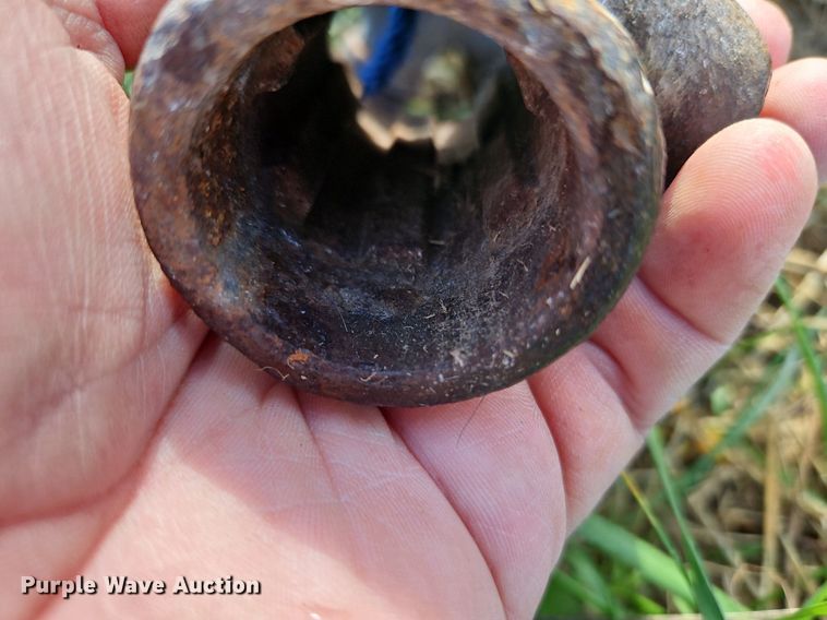 image for item LM9212 Oliver 5  corn picker