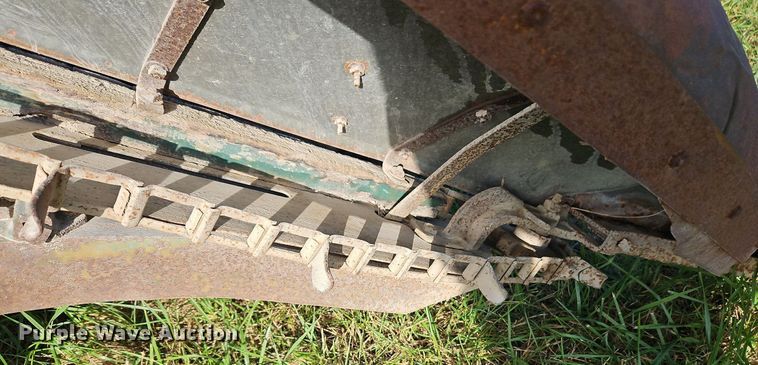 image for item LM9212 Oliver 5  corn picker