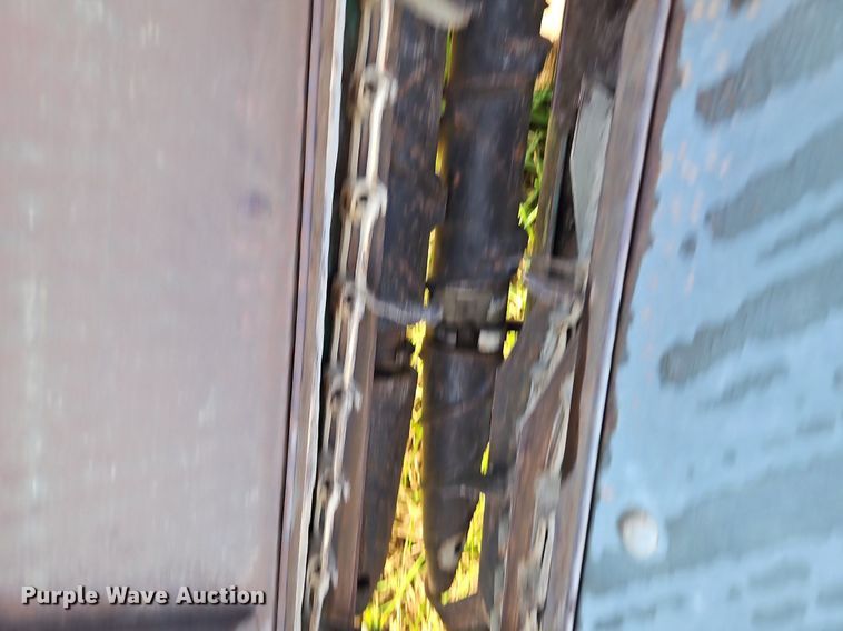 image for item LM9212 Oliver 5  corn picker