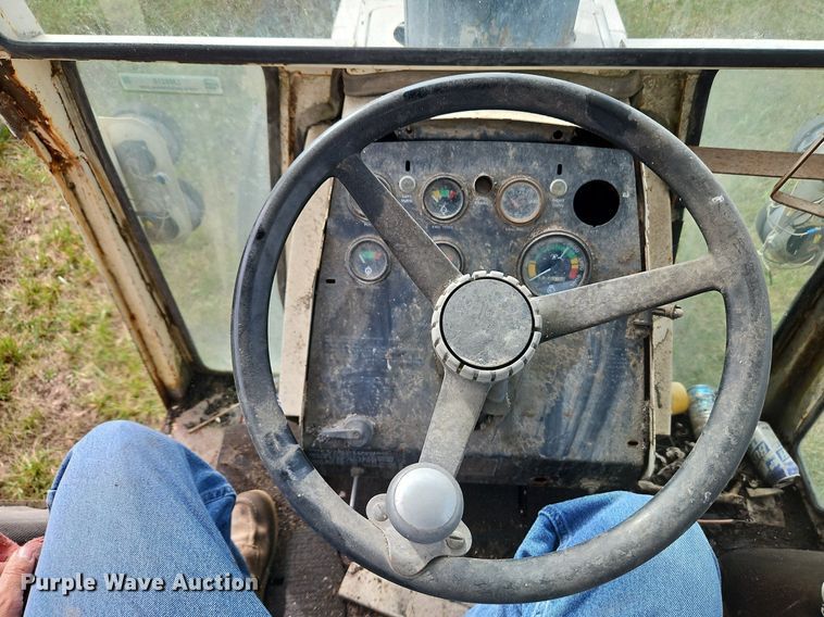 image for item LM9216 Case Agri King  tractor