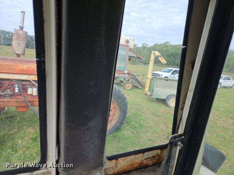 image for item LM9216 Case Agri King  tractor