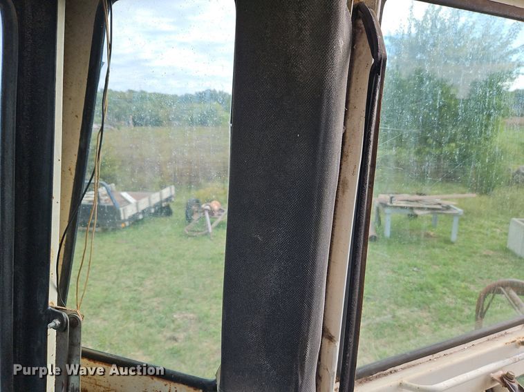 image for item LM9216 Case Agri King  tractor