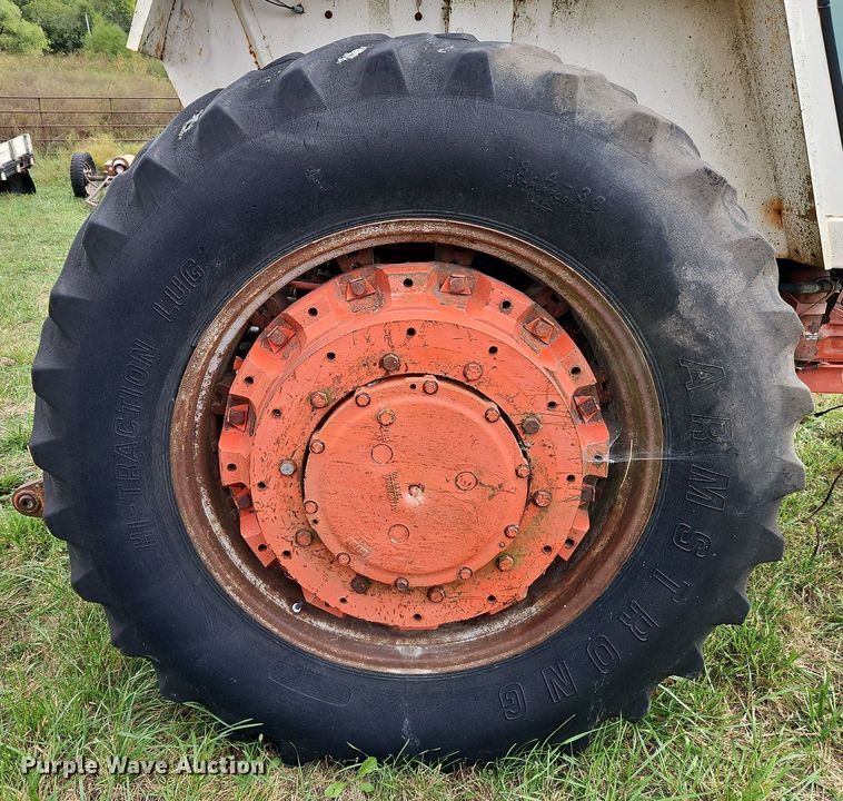 image for item LM9216 Case Agri King  tractor