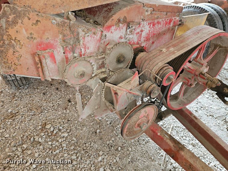 image for item LM9217 Massey Ferguson 15  feed grinder/mixer