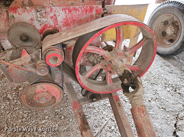 image for item LM9217 Massey Ferguson 15  feed grinder/mixer