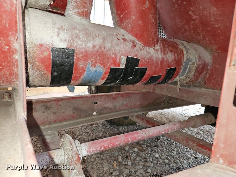 image for item LM9217 Massey Ferguson 15  feed grinder/mixer