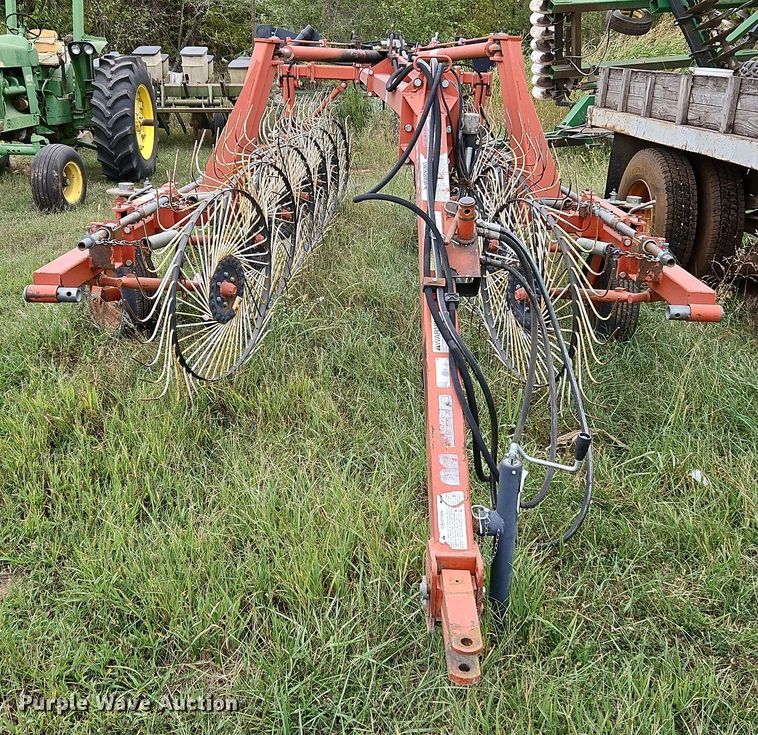 image for item LM9218 Rhino DF-12  hay rake