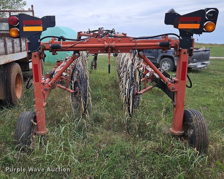 image for item LM9218 Rhino DF-12  hay rake