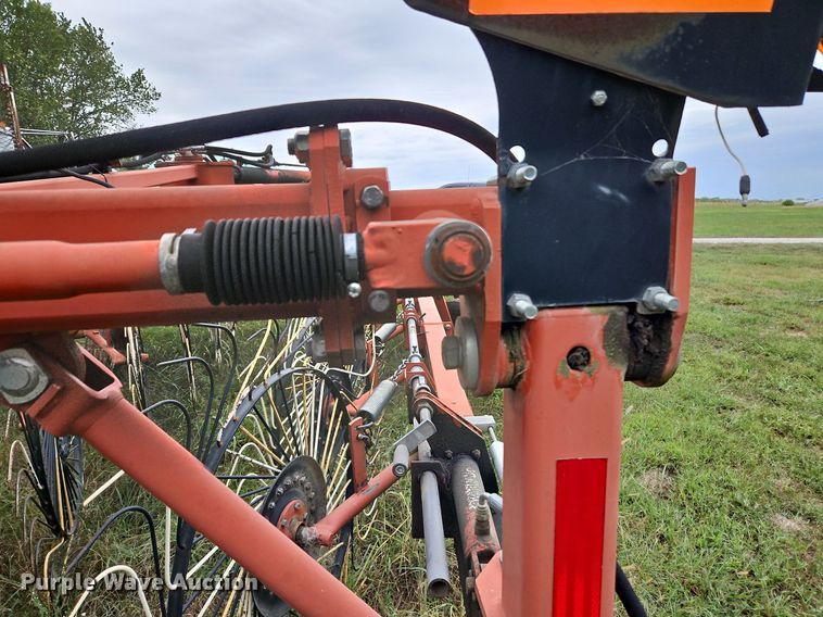 image for item LM9218 Rhino DF-12  hay rake