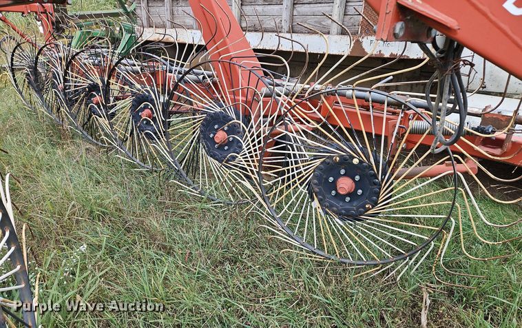 image for item LM9218 Rhino DF-12  hay rake