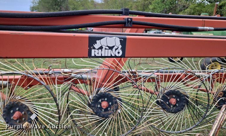 image for item LM9218 Rhino DF-12  hay rake