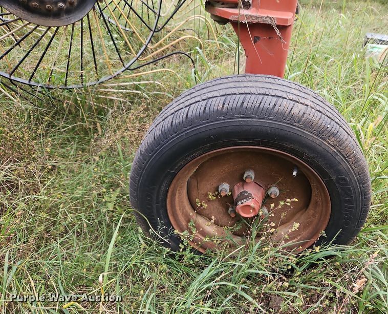 image for item LM9218 Rhino DF-12  hay rake