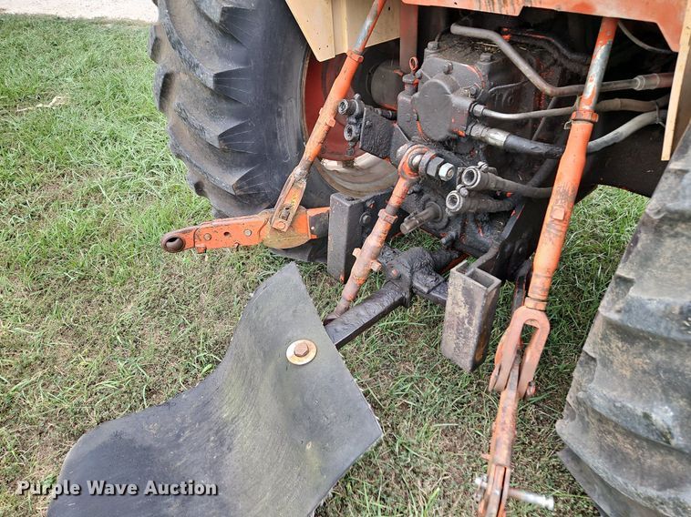 image for item LM9219 Case 970 Agri King  tractor