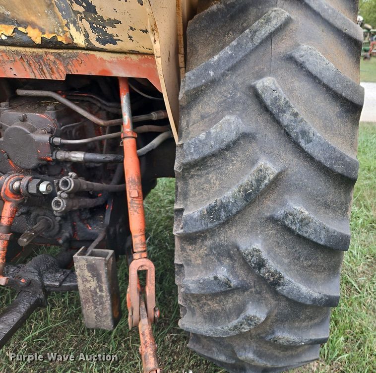 image for item LM9219 Case 970 Agri King  tractor